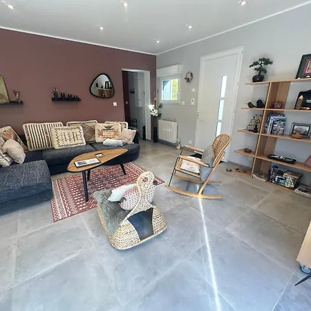 Dom wakacyjny Le Jardin De Lokijoy La Rivière-Saint-Sauveur