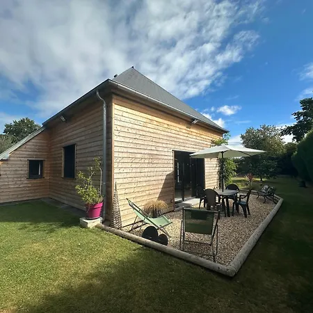 בית נופש Le Jardin De Lokijoy La Rivière-Saint-Sauveur